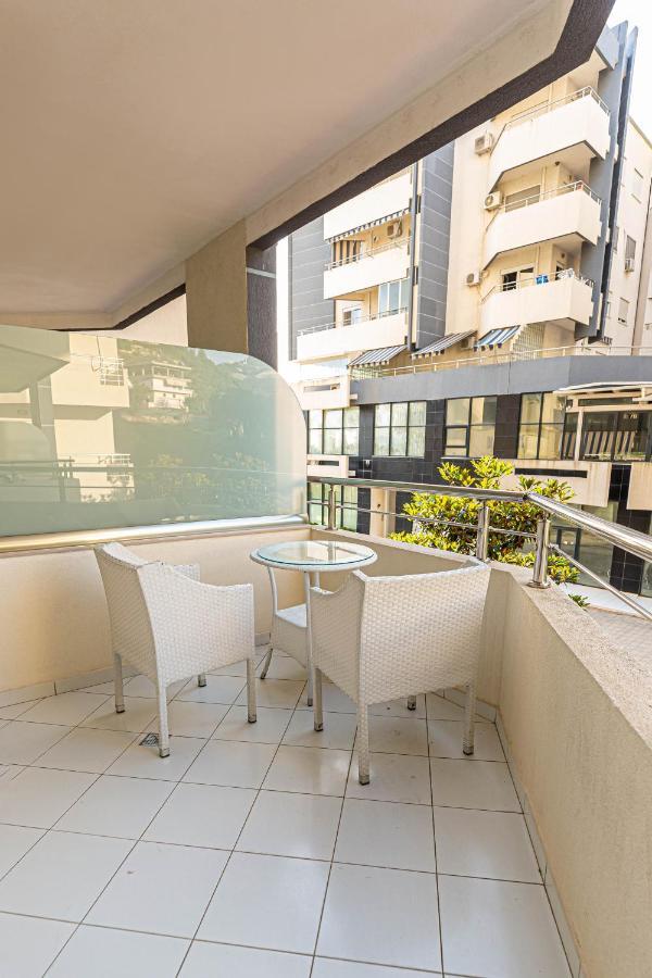 Jordan'S Hotel Vlore Exterior photo
