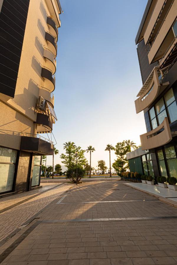 Jordan'S Hotel Vlore Exterior photo